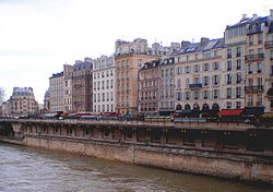 Quai Saint-Michel