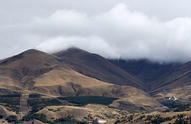 File:Palandöken Mt. Erzurum 02.jpg