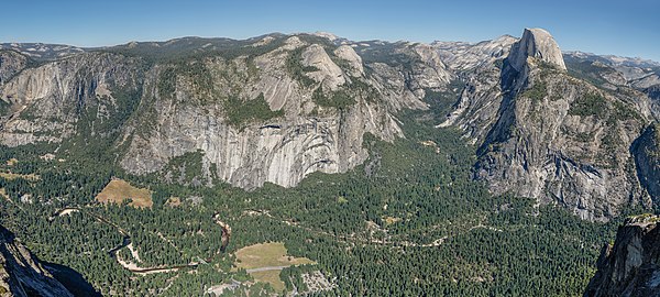 High resolution panoramic overview over Yosemite Valley photographed from Glacier Point