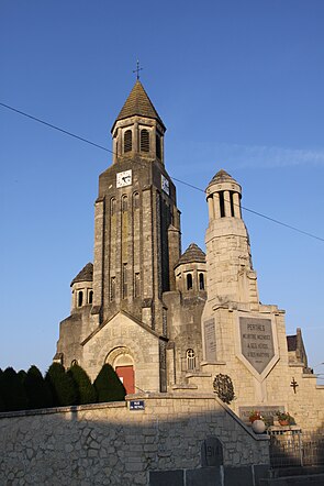 Perthes (Ardennes) - l’ Église Saint-Thimothée et Saint-Apollinaire - Photo Francis Neuvens lesardennesvuesdusol.fotoloft.fr.JPG