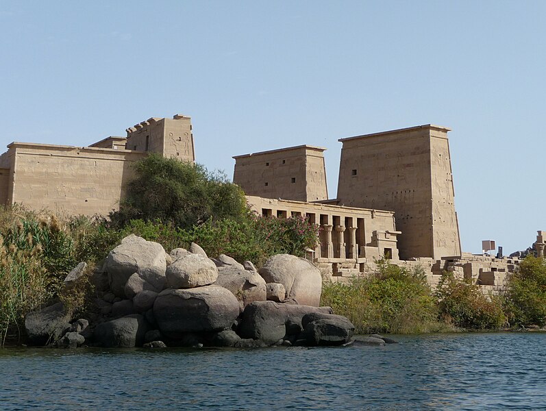 File:Philae Temple SFEC-ASWAN-2009-080.jpg