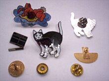 Pins01.JPG