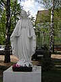 Polski: Pomnik Matki Boskiej przy kościele NPNMP. English: Monument of the Virgin Mary.