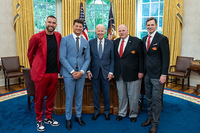 File:President Joe Biden greets Kansas City Chiefs' President Mark Donovan, Head Coach Andy Reid and players Patrick Mahomes and Travis Kelce in the Oval Office of the White House on June 5, 2023 - P20230605AS-0902.jpg