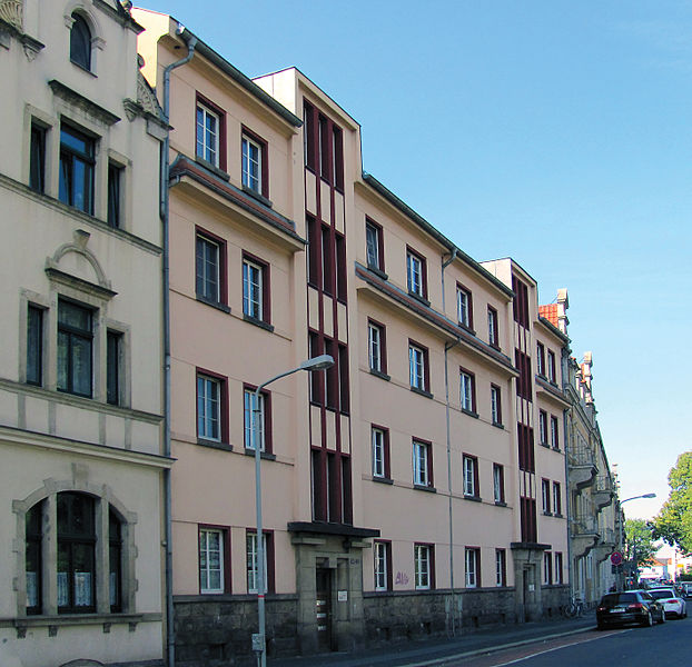 File:Radebeul Doppelwohnhaus Hermann-Ilgen-Straße 5860.jpg