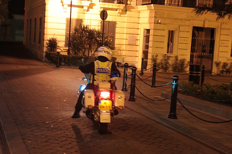 File:Royal Gibraltar Police motorcycle escorting awkward load thorugh narrow streets (5).JPG