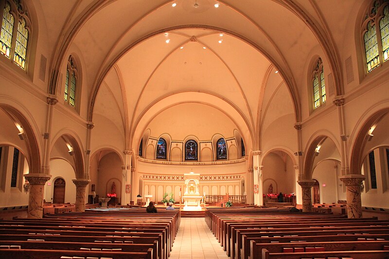 File:Saint Thomas the Apostle Catholic Church Sanctuary Ann Arbor Michigan.JPG