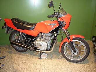 Sanglas 400Y, last model built Sanglas 400 Y Bicilindrica 1979.JPG