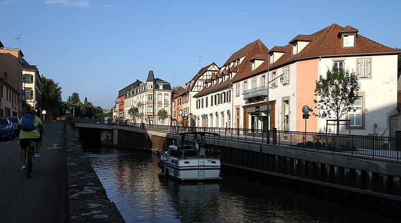 File:Saverne-Rhein-Marne-Kanal-02-2021-gje.jpg