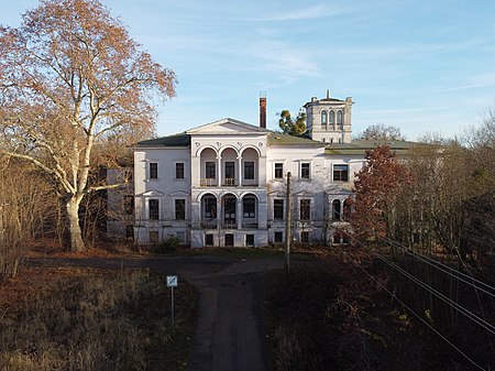 Schloss Randau Hofseite 2