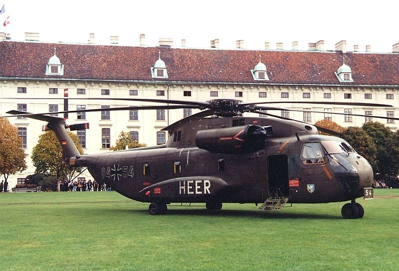 File:Sikorsky (VFW-Fokker) CH-53G (S-65C-1), Germany - Army AN0185498.jpg