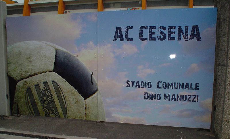 File:Stadio Manuzzi5.jpg