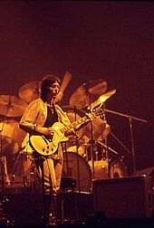 Hackett on stage with Genesis, 1977 SteveHackett.jpg