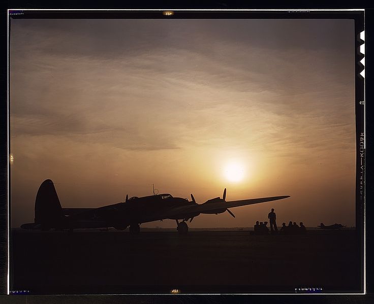 File:Sunset silhouette of flying fortress, Langley Field, Va.1a35090v.jpg