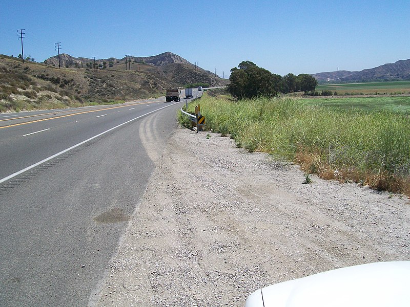 File:Superman visible in the distance - panoramio (2).jpg