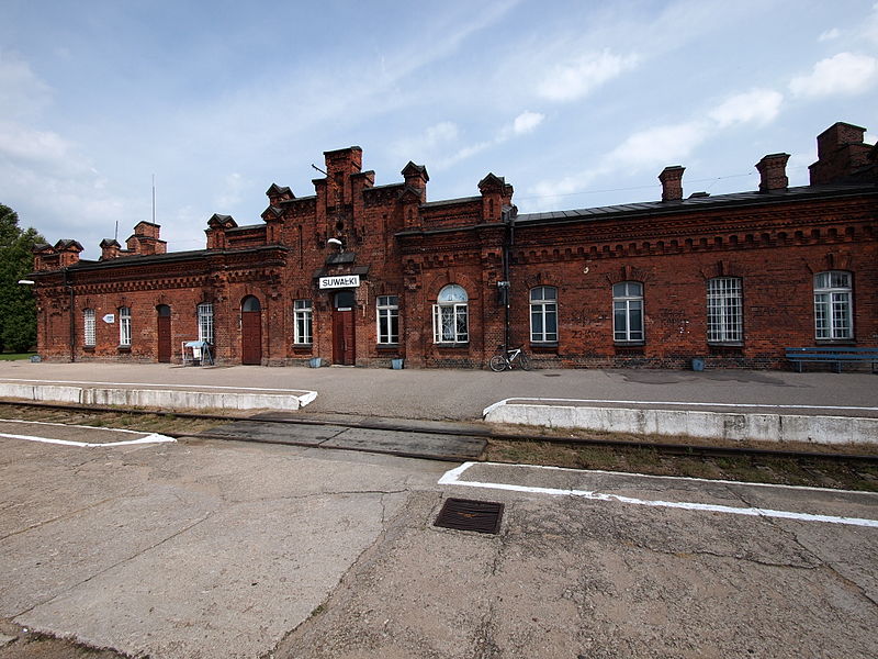 File:Suwałki railway station.JPG