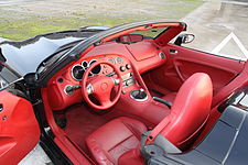 Tauro Spider, interior.JPG