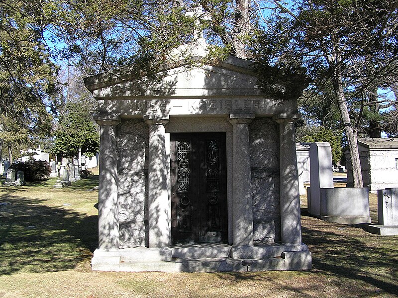 File:The Mausoleum of Fritz Kreisler in Woodlawn Cemetery.JPG