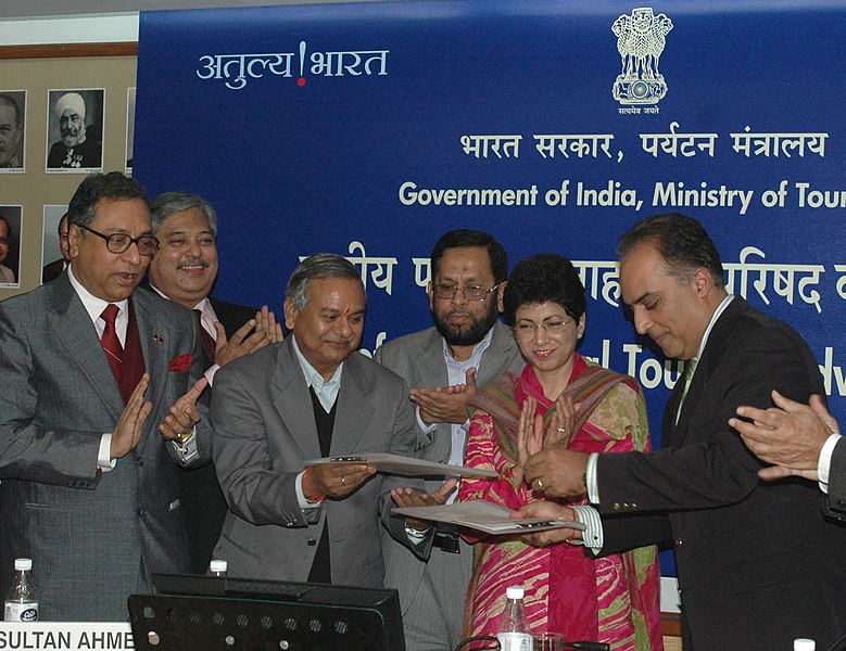 File:The Union Minister of Housing and Urban Poverty Alleviation & Tourism, Kum. Selja witnessing the exchanging signed documents of an MoU on maintenance of Public Amenities at ASI monuments, in New Delhi on December 15, 2009.jpg