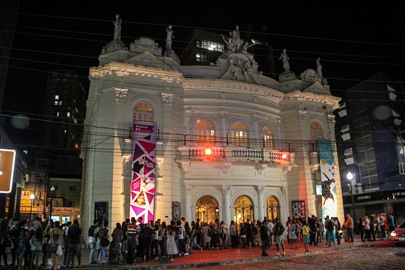 File:Theatro Carlos Gomes (Vitória, Brasil).jpg