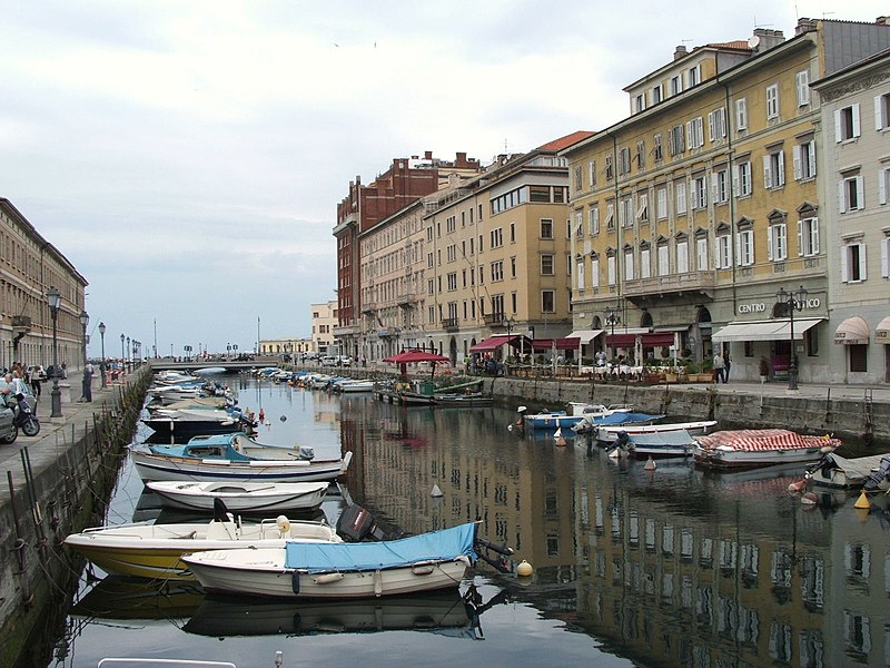 Fájl:Trieste-Canal Grande-DSCF1497.JPG