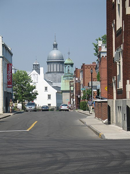 Trois-Rivières Architecture.JPG