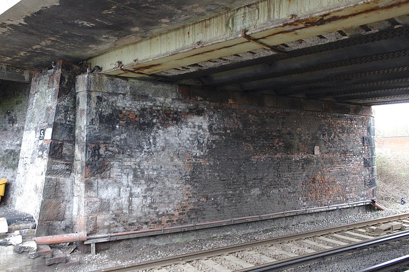 File:Underside of Birkenhead Road bridge from Platform 1.jpg