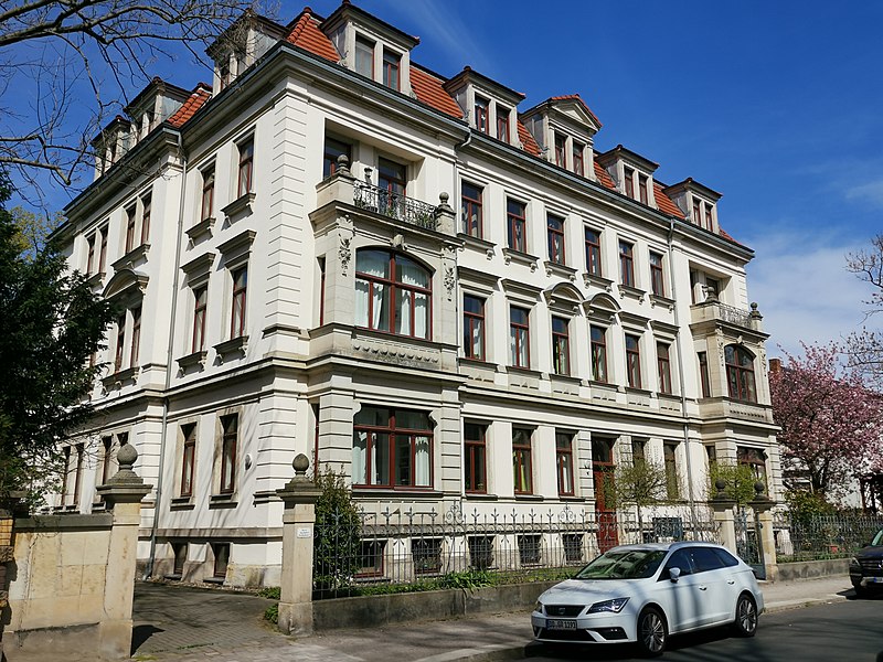 File:Voglerstraße 10 Dresden 2020-04-15 .jpg