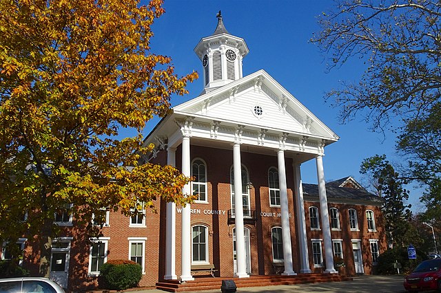 Warren County Courthouse in Belvidere, in November 2016