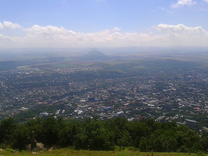 File:Вид на Пятигорск с горы Машук.jpg