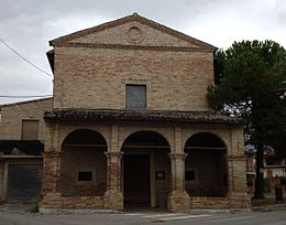 01 - Sanctuaire de l'église Madonna degli Angeli de la façade de la Villa Chiarini.jpg