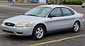 2004 Ford Taurus SE Sedan, front left view