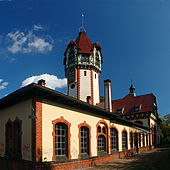 Ehemaliges Heizkraftwerk mit Wasserturm im Ortsteil Beelitz-Heilstätten