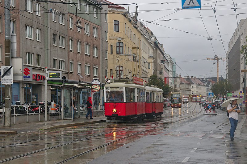 File:2017-09-01 AT Wien 15 Rudolfsheim-Fünfhaus, Mariahilfer Straße, Hst. Anschützgasse, A 1+m2 5210 Linie 58 (47061160794).jpg