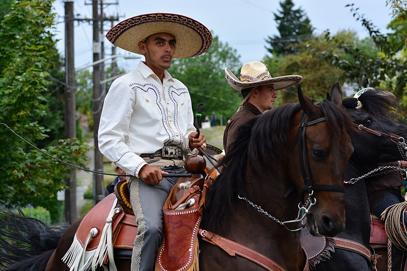 File:2019 Seattle Fiestas Patrias Parade - 208 - equestrians.jpg