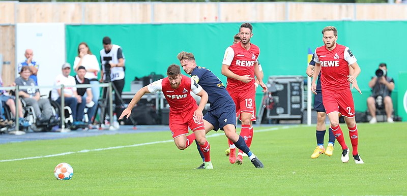 File:2021-08-08 FC Carl Zeiss Jena gegen 1. FC Köln (DFB-Pokal) by Sandro Halank–078.jpg