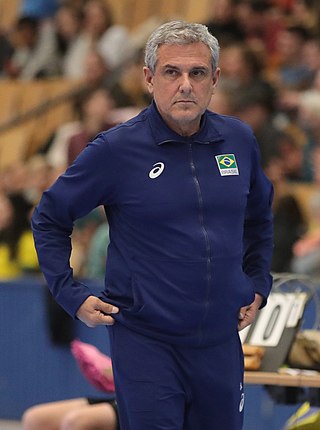 <span class="mw-page-title-main">Zé Roberto (volleyball)</span> Brazilian volleyball player and coach