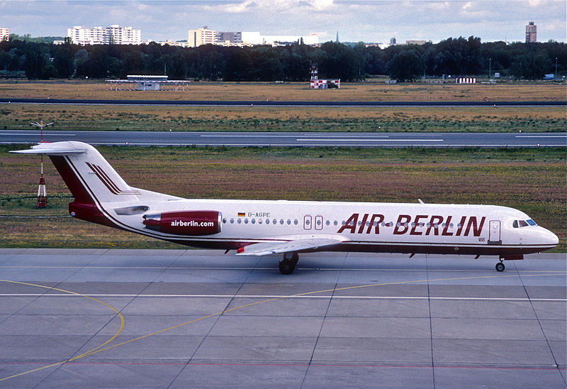 File:305al - Air Berlin Fokker 100, D-AGPE@TXL,06.07.2004 - Flickr - Aero Icarus.jpg