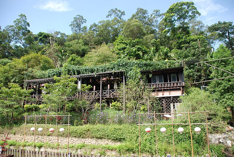 File:367, Taiwan, 苗栗縣三義鄉勝興村 - panoramio (8).jpg