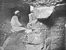 Grotto (left) accessed through the broken wall of the Well Shaft (right) 39 edgar.jpg