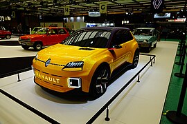 Renault 5 Prototype au salon Rétromobile 2022.