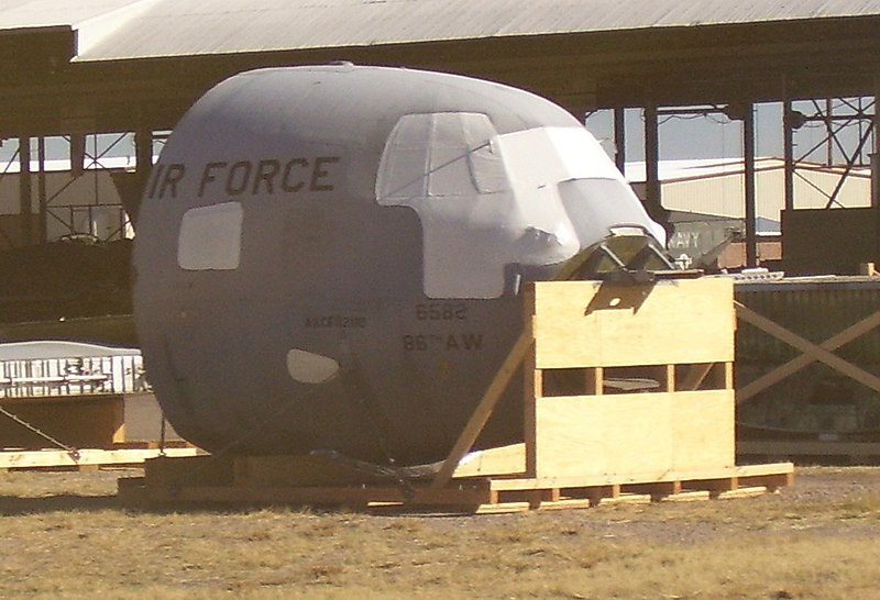 File:69-6582 Lockheed C-130E Hercules (L-382) (cn 382-4359) US Air Force. (8255414962).jpg