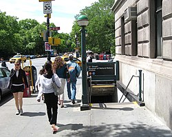 Calle 81–Museo de Historia Natural (línea de la Octava Avenida)