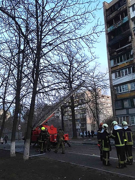 File:9-storey house in Sviatoshynskyi District after shelling on 15 March 2022 (03).jpg