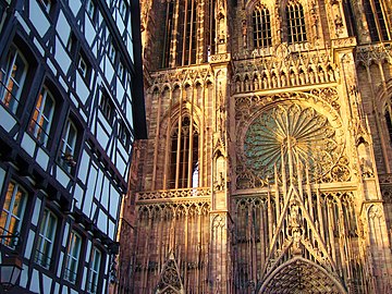 Absolute cathedrale Strasbourg facade 01.jpg
