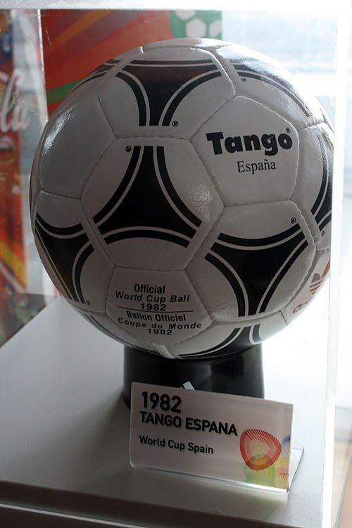 Adidas Tango España, official match ball of Spain '82