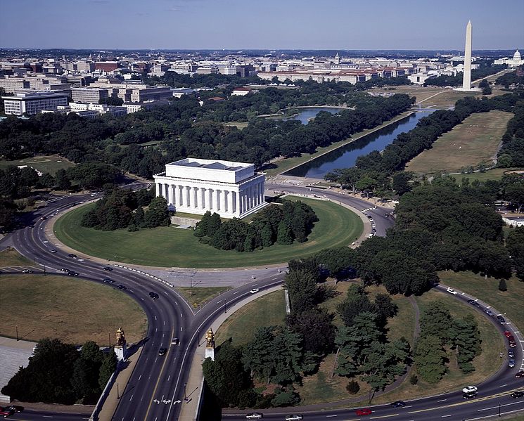 File:Aerial view of the Lincoln Memorial 15243v.jpg