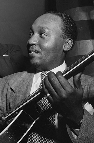 <span class="mw-page-title-main">Al Casey (jazz guitarist)</span> American jazz guitarist (1915–2005)