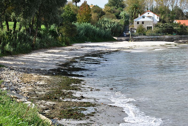 File:Alcabre, Praia do Carril, 2.JPG