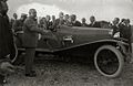 Alfonso XIII probando un automóvil (1 de 1) - Fondo Car-Kutxa Fototeka.jpg